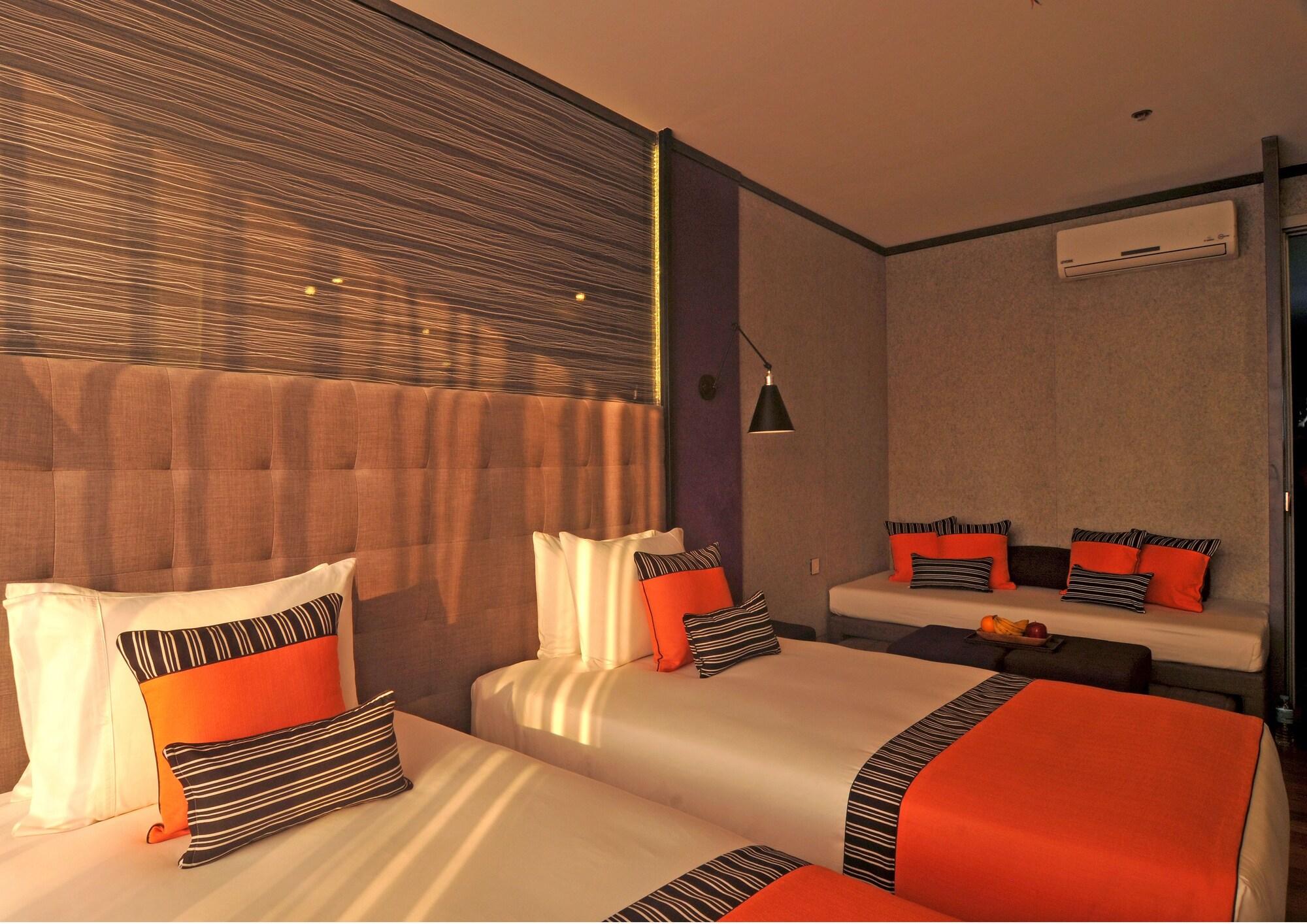 Hive Hotel Quezon City Buitenkant foto