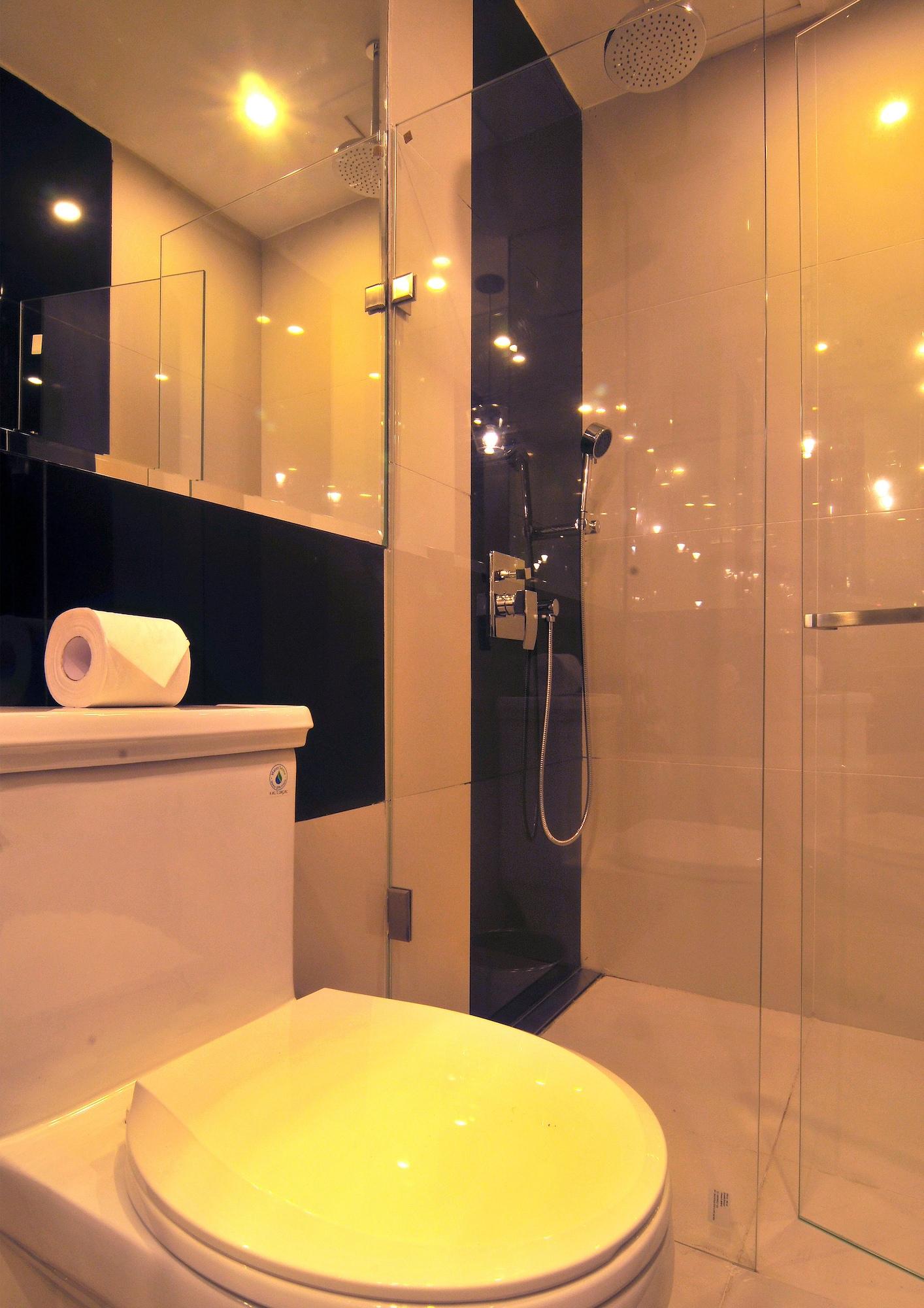 Hive Hotel Quezon City Buitenkant foto