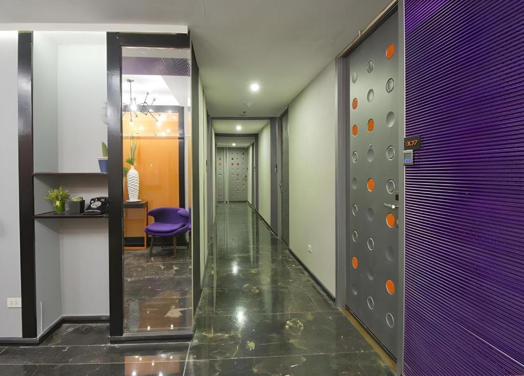 Hive Hotel Quezon City Buitenkant foto