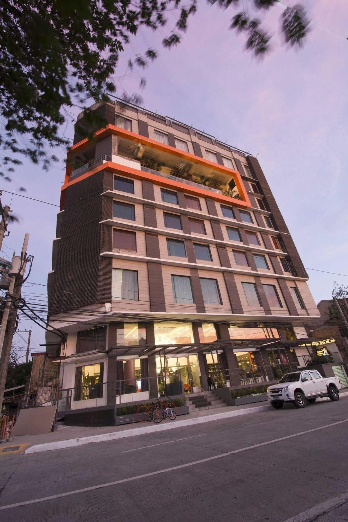 Hive Hotel Quezon City Buitenkant foto